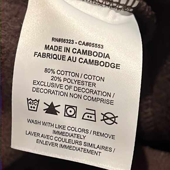 Nike Women's Sportswear - Picture 12 of 12